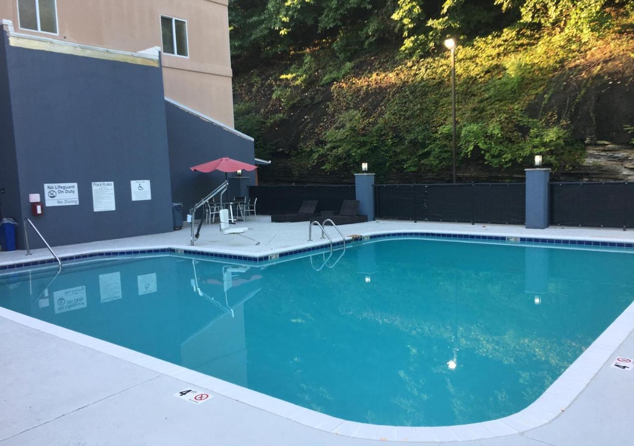 Comfort Suites Nashville Airport - Bna Buitenkant foto