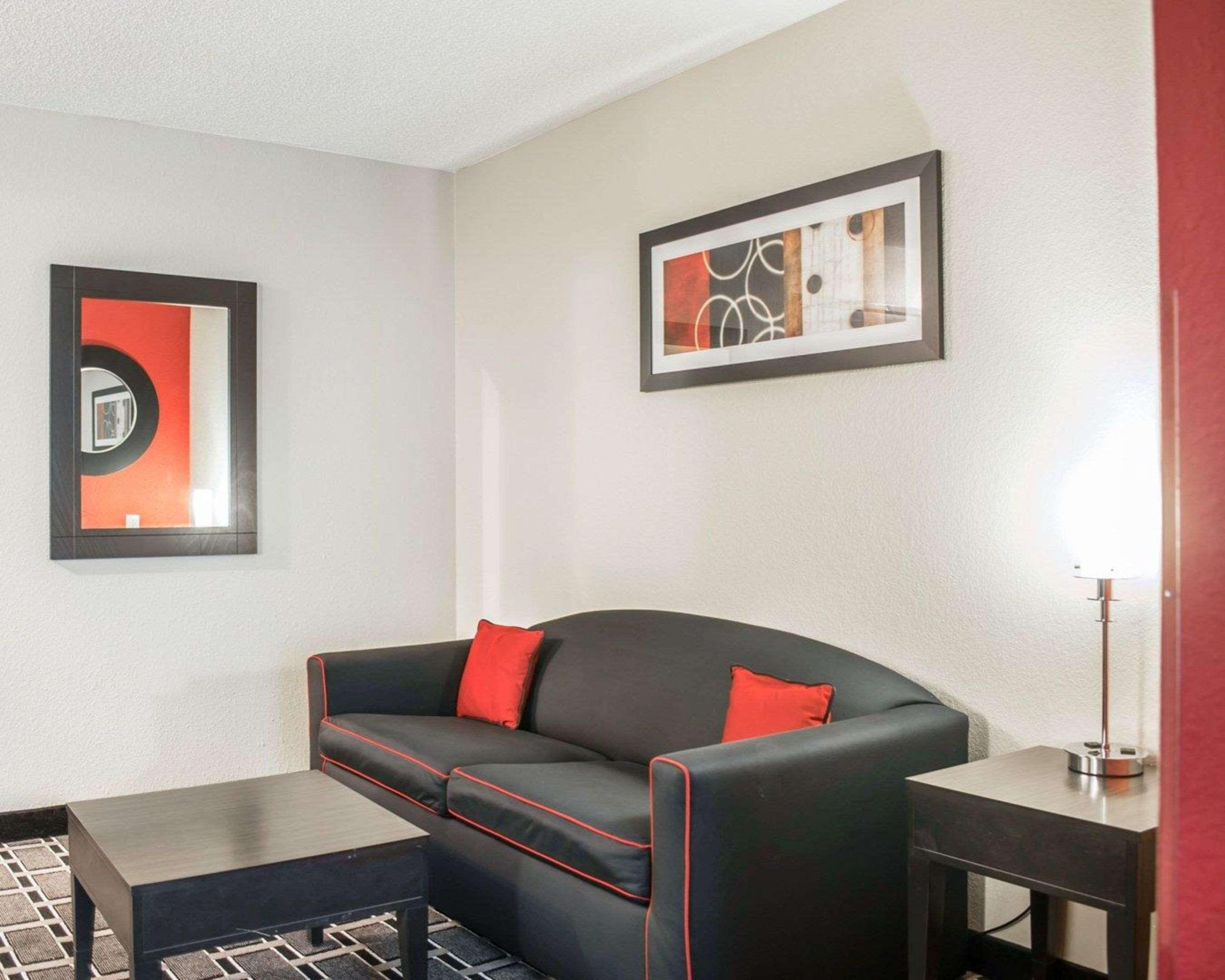 Comfort Suites Nashville Airport - Bna Buitenkant foto