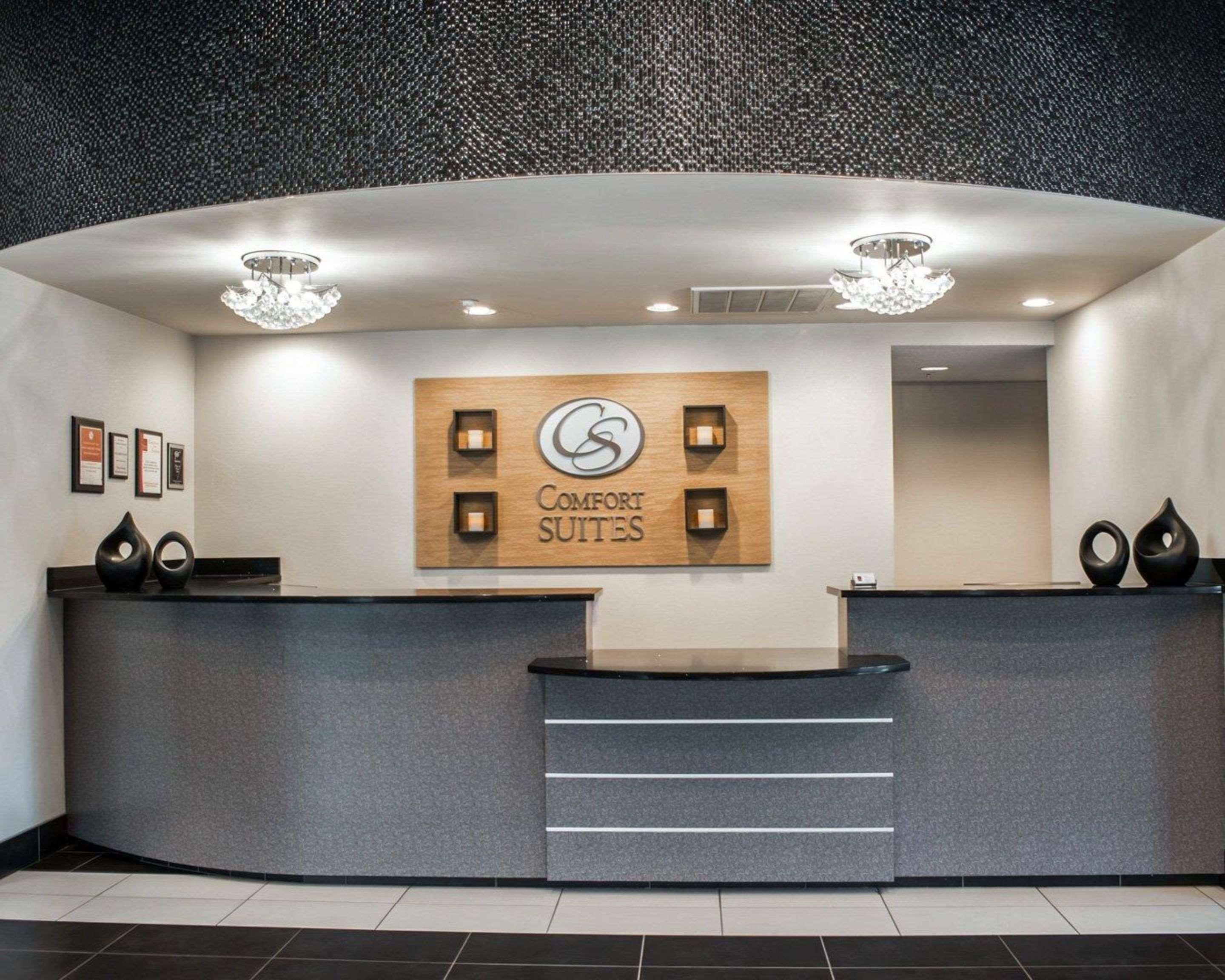 Comfort Suites Nashville Airport - Bna Buitenkant foto