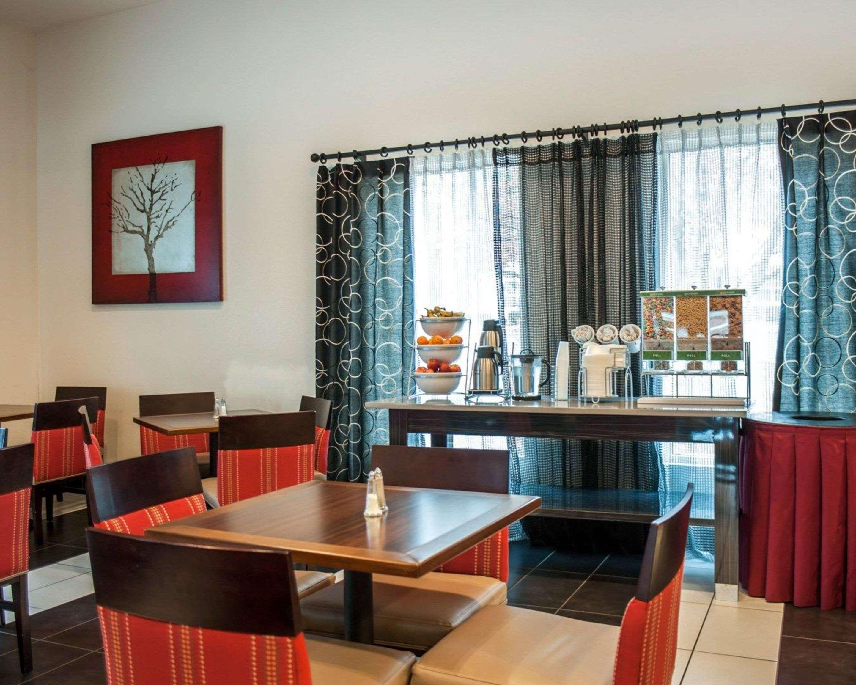 Comfort Suites Nashville Airport - Bna Buitenkant foto